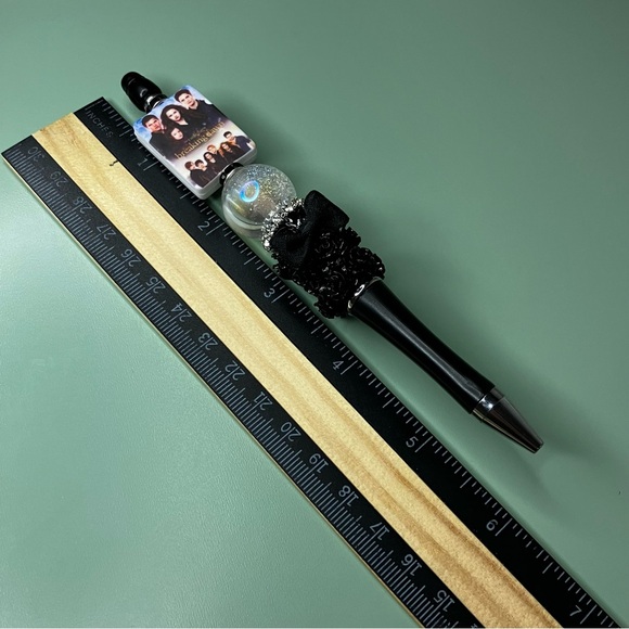 Breaking Dawn Handmade Beaded Pen with Large Sparkle Bead and Black Rose Accents - Picture 7 of 7